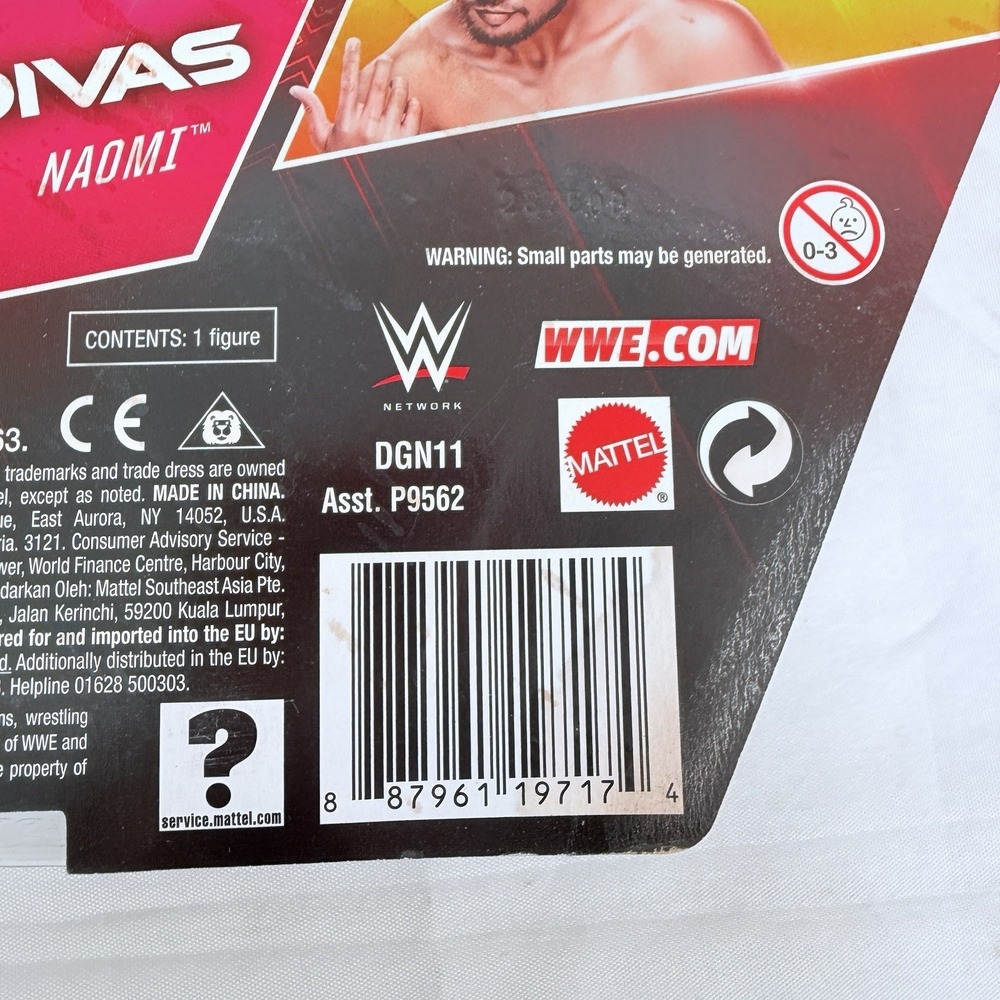WWE Naomi Series 56 Womens Wrestling Figure Diva Trinity Fatu - Picture 4 of 4